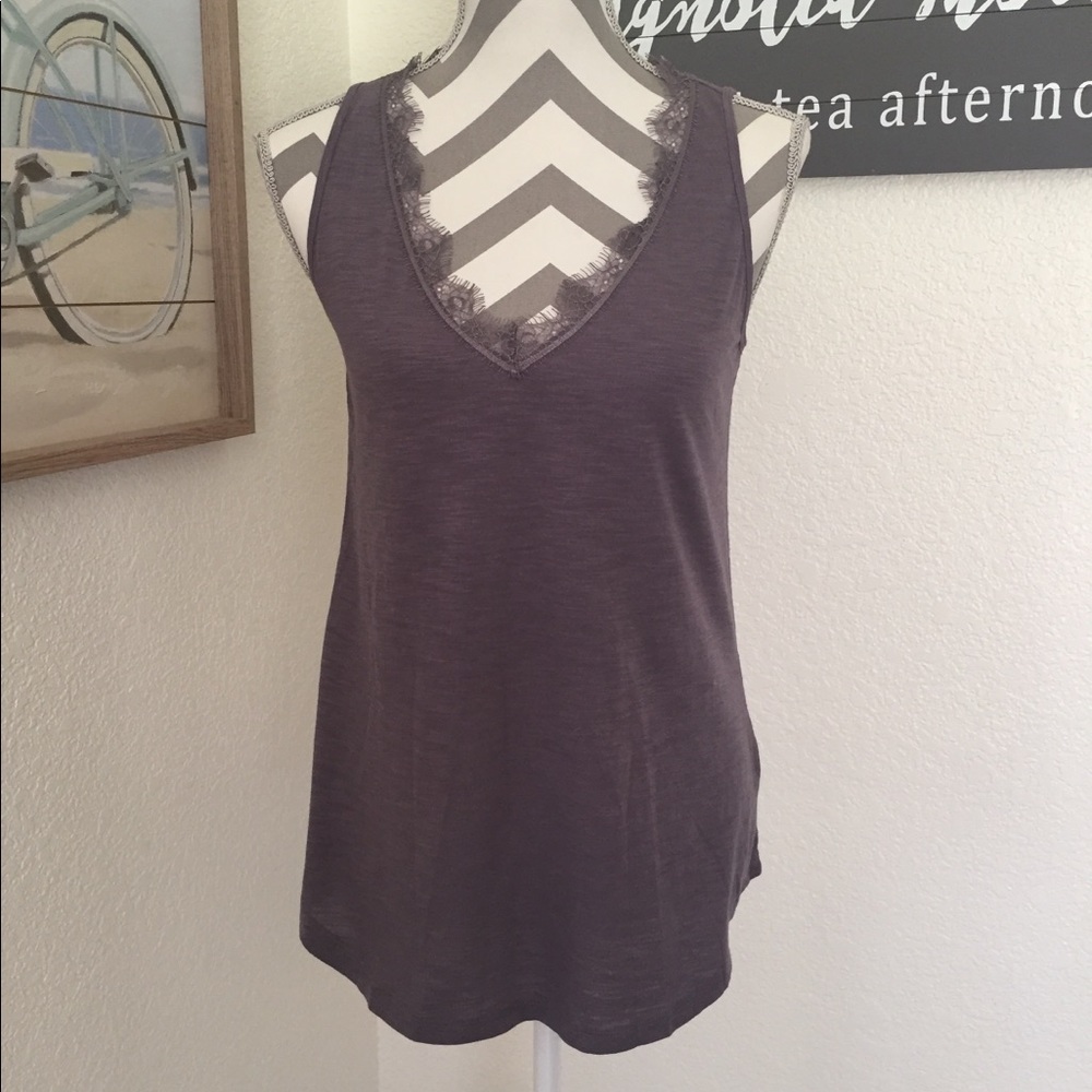 Bundle two Maurices tanks size small
